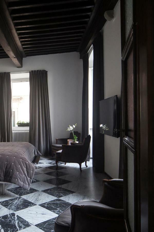 Duomosette Bed and Breakfast Καρράρα Εξωτερικό φωτογραφία